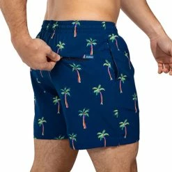 Chubbies Mens The Tree Myself And Is 5.5" Classic Swim Trunks -Volcom Shop 6b24a252 cc33 41fb 8369 955dcbcf4aec