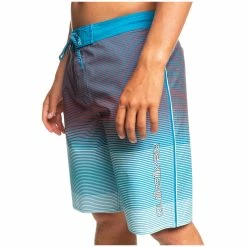 Quiksilver Mens SurfSilk Massive 20" Boardshorts -Volcom Shop ccfd8d9c 51d2 495e b97c 41197e45b397
